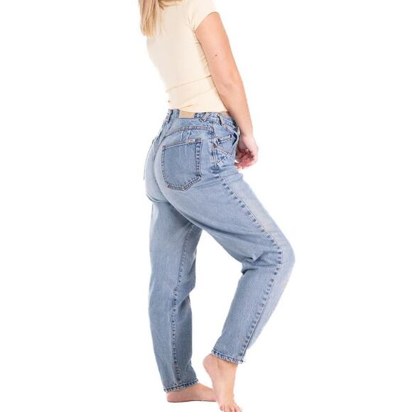 Vintage 90s Bonjour Light Wash Tapered Mom Jeans - Picture 1 of 10